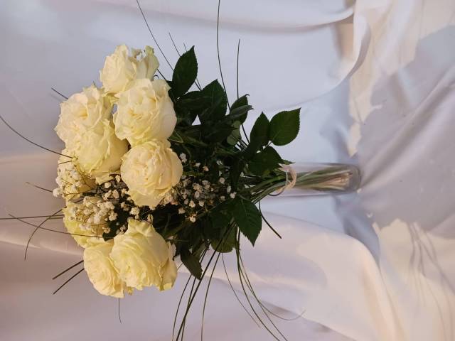 Bouquet de roses blanches